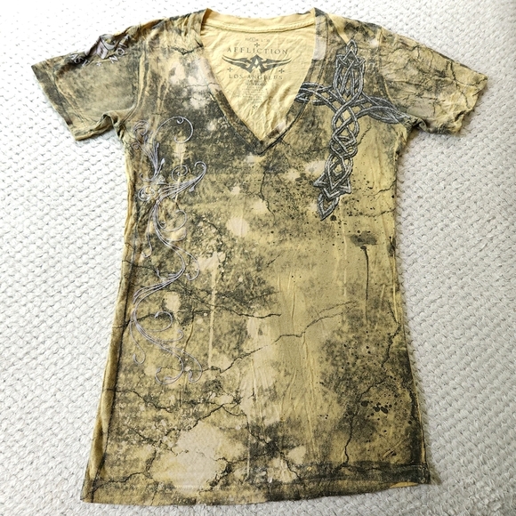 Affliction Los Angeles Yellow Wings Graphic Top Size Small - Picture 4 of 8